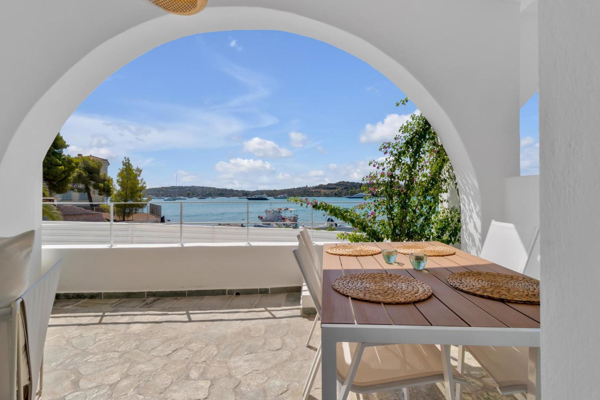 Kavouraki Apartment & Studio Porto Heli Exterior photo