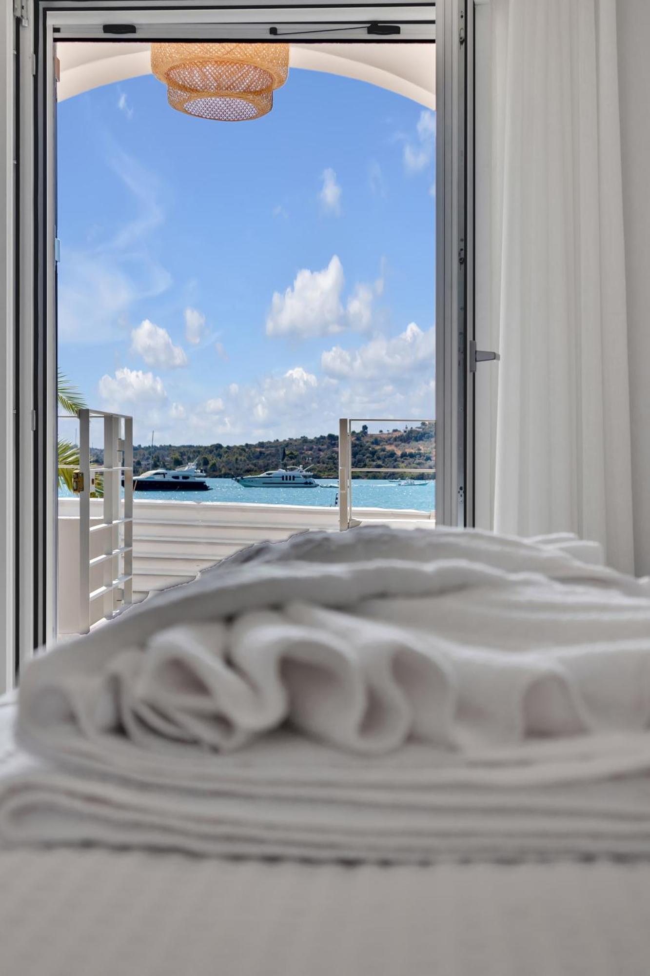 Kavouraki Apartment & Studio Porto Heli Exterior photo