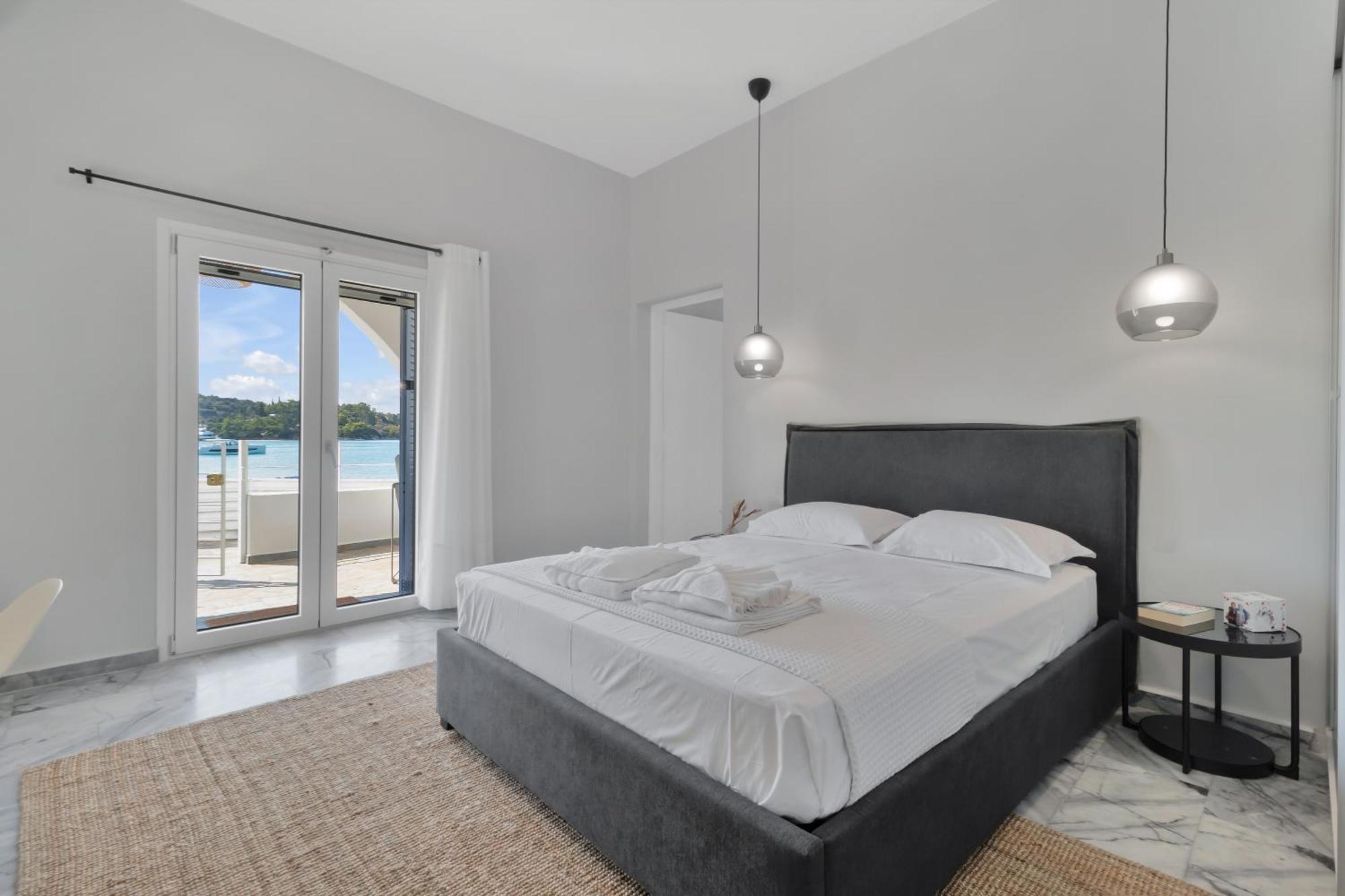 Kavouraki Apartment & Studio Porto Heli Exterior photo