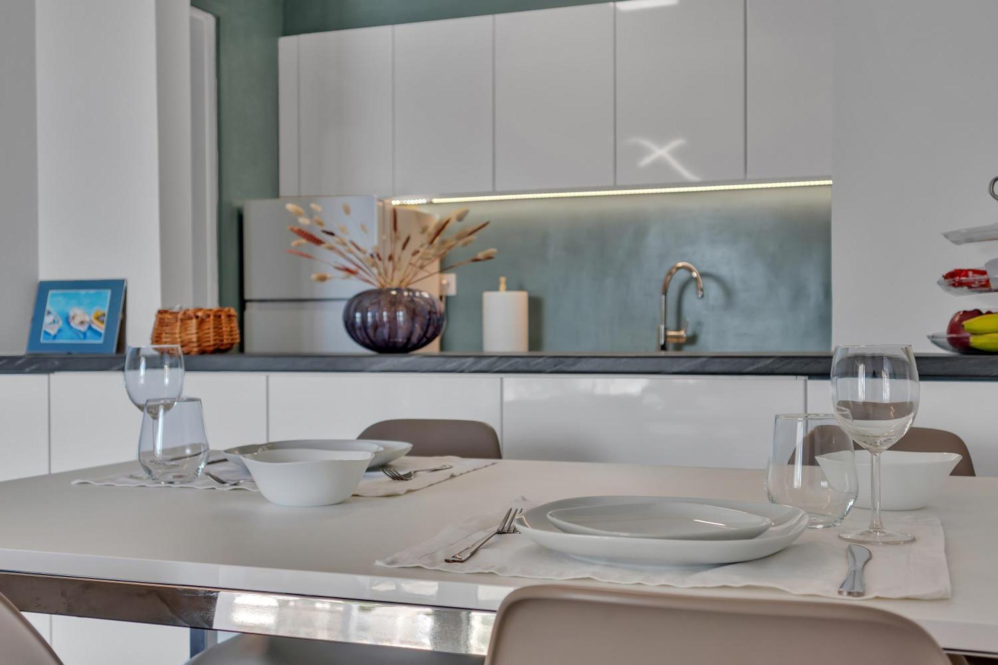 Kavouraki Apartment & Studio Porto Heli Exterior photo